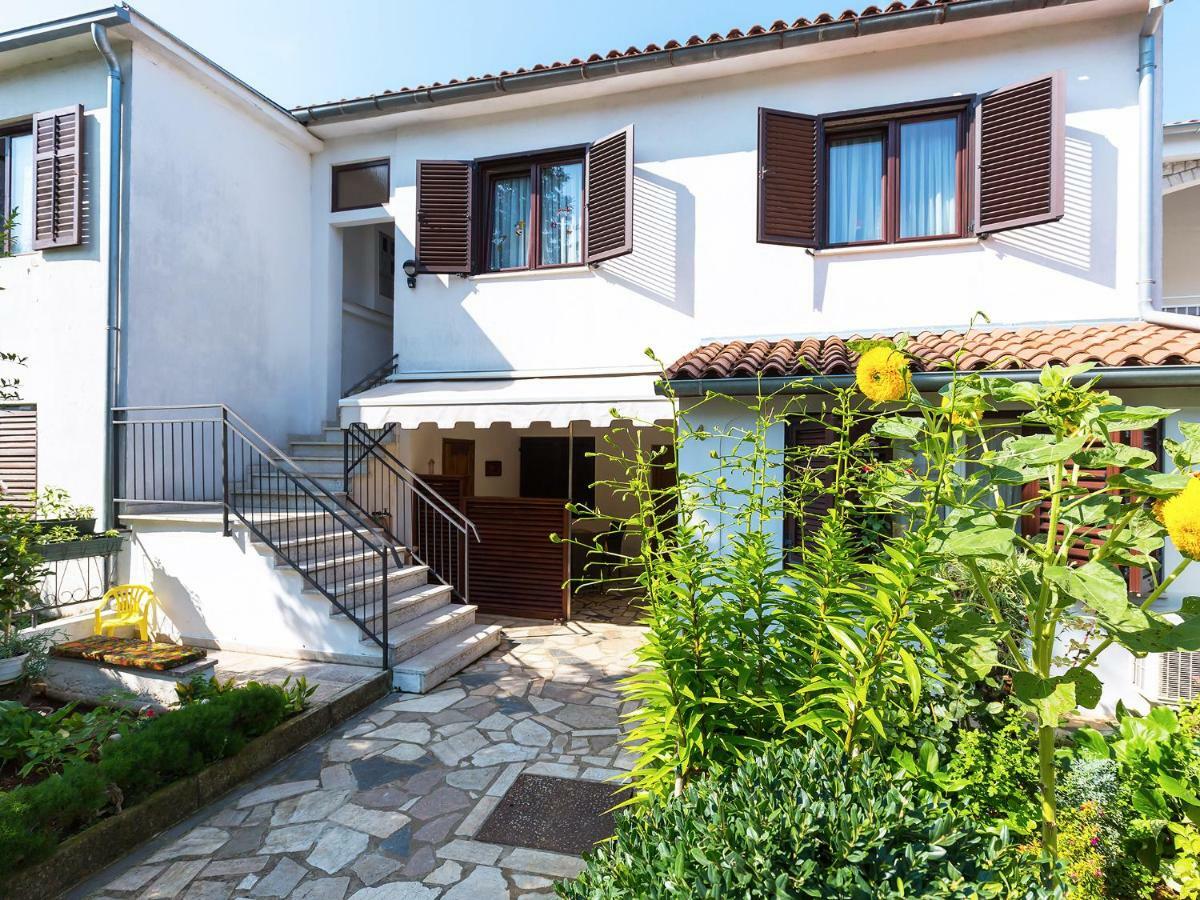 Apartments Nives Poreč Dış mekan fotoğraf