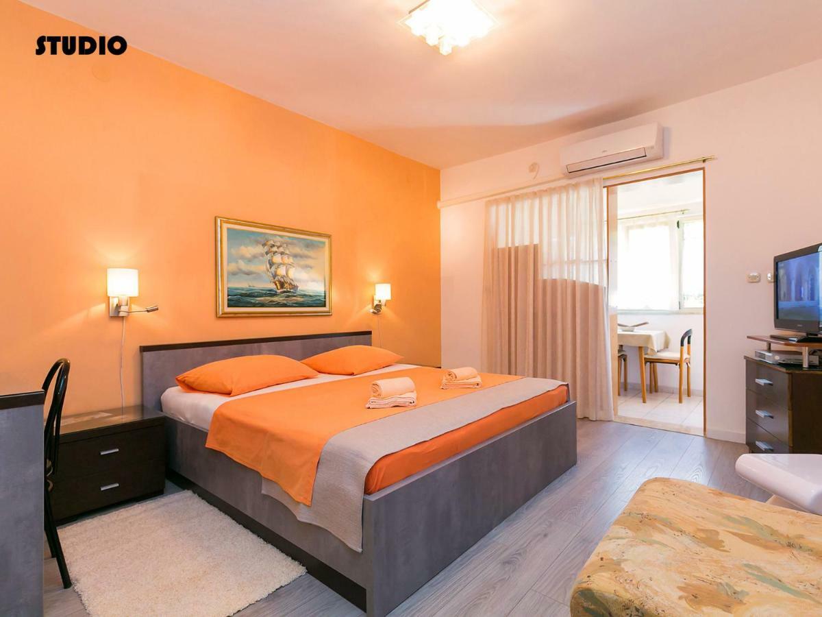 Apartments Nives Poreč Dış mekan fotoğraf